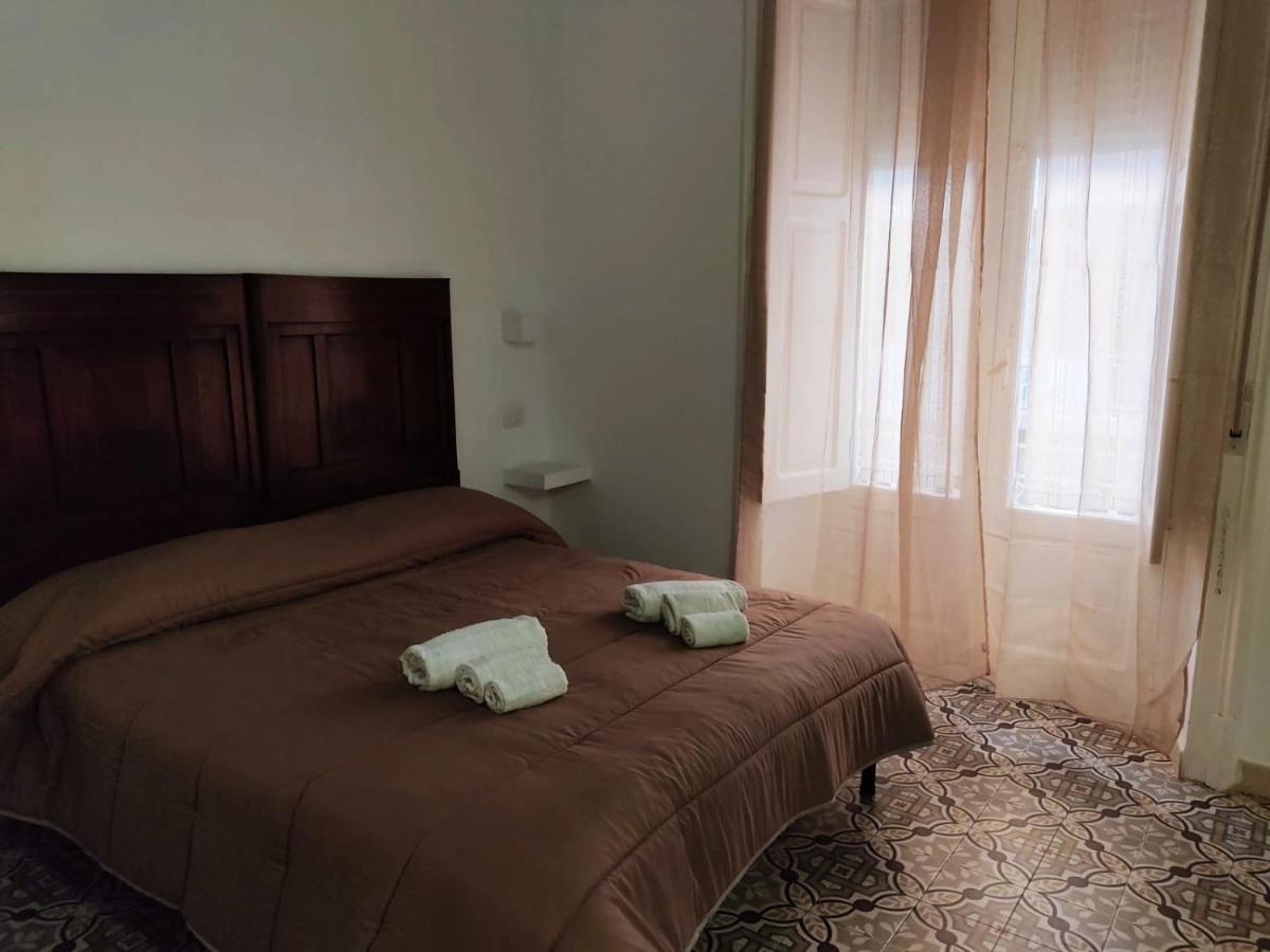 B&B Le Muse Crotone Exterior photo