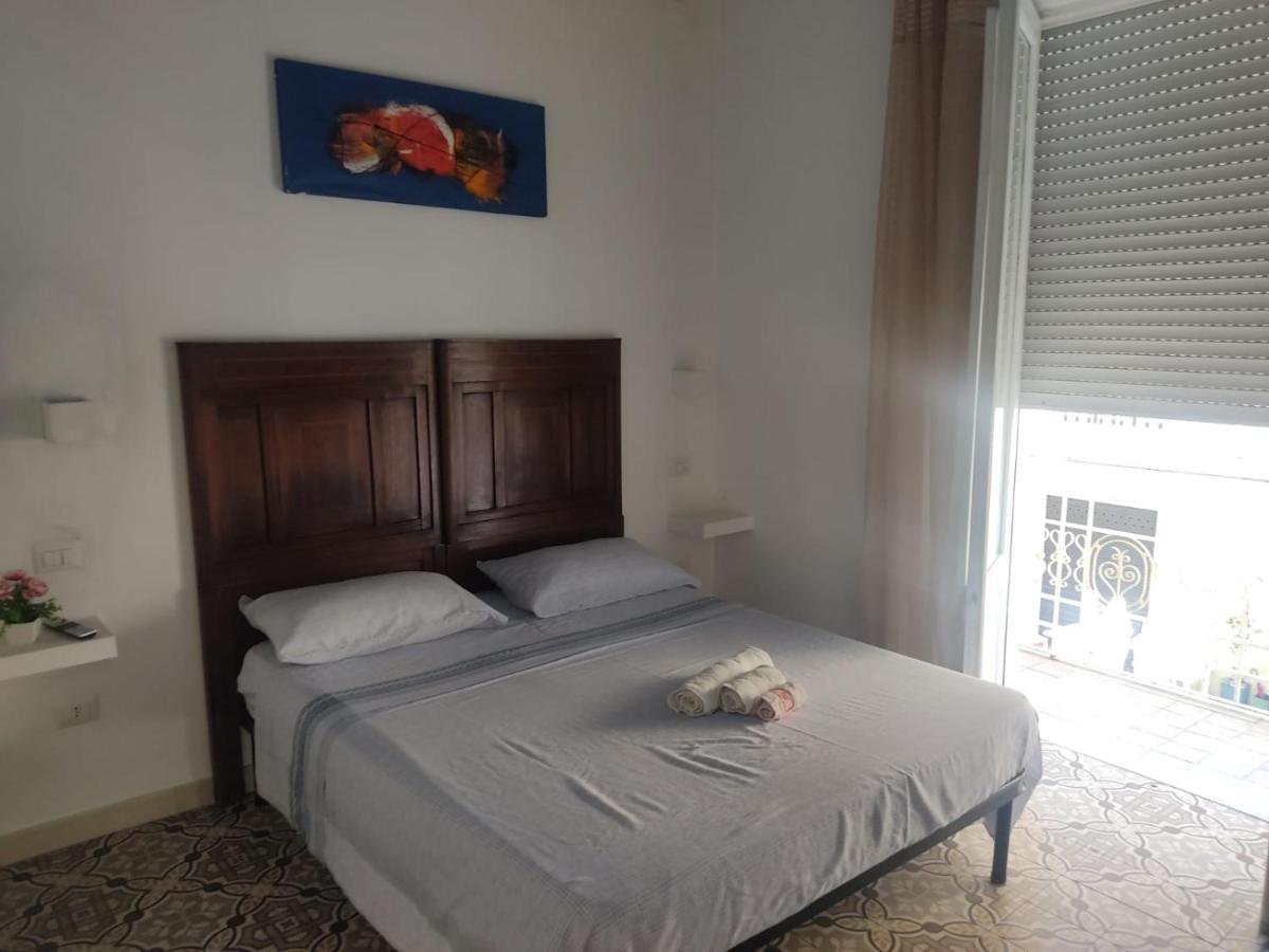 B&B Le Muse Crotone Exterior photo